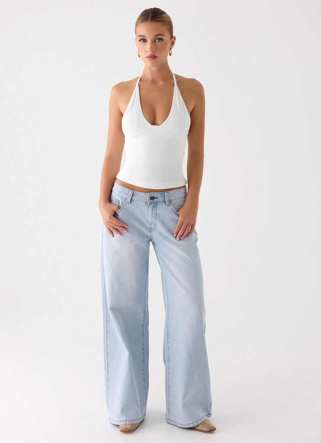Neo Low Rise Wide Leg Denim Jeans - Light Blue Wash