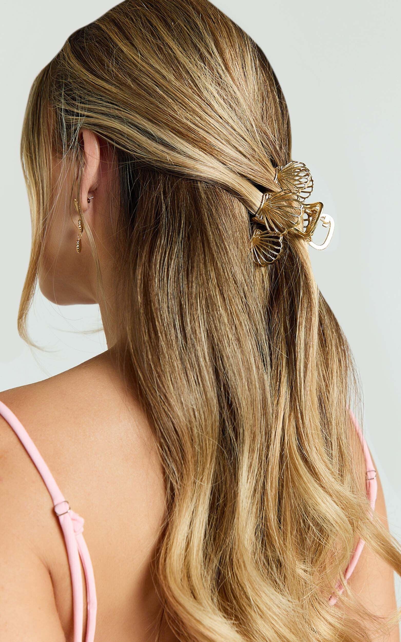 Tillie Hair Clip - Triple Shell Claw Clip in Gold